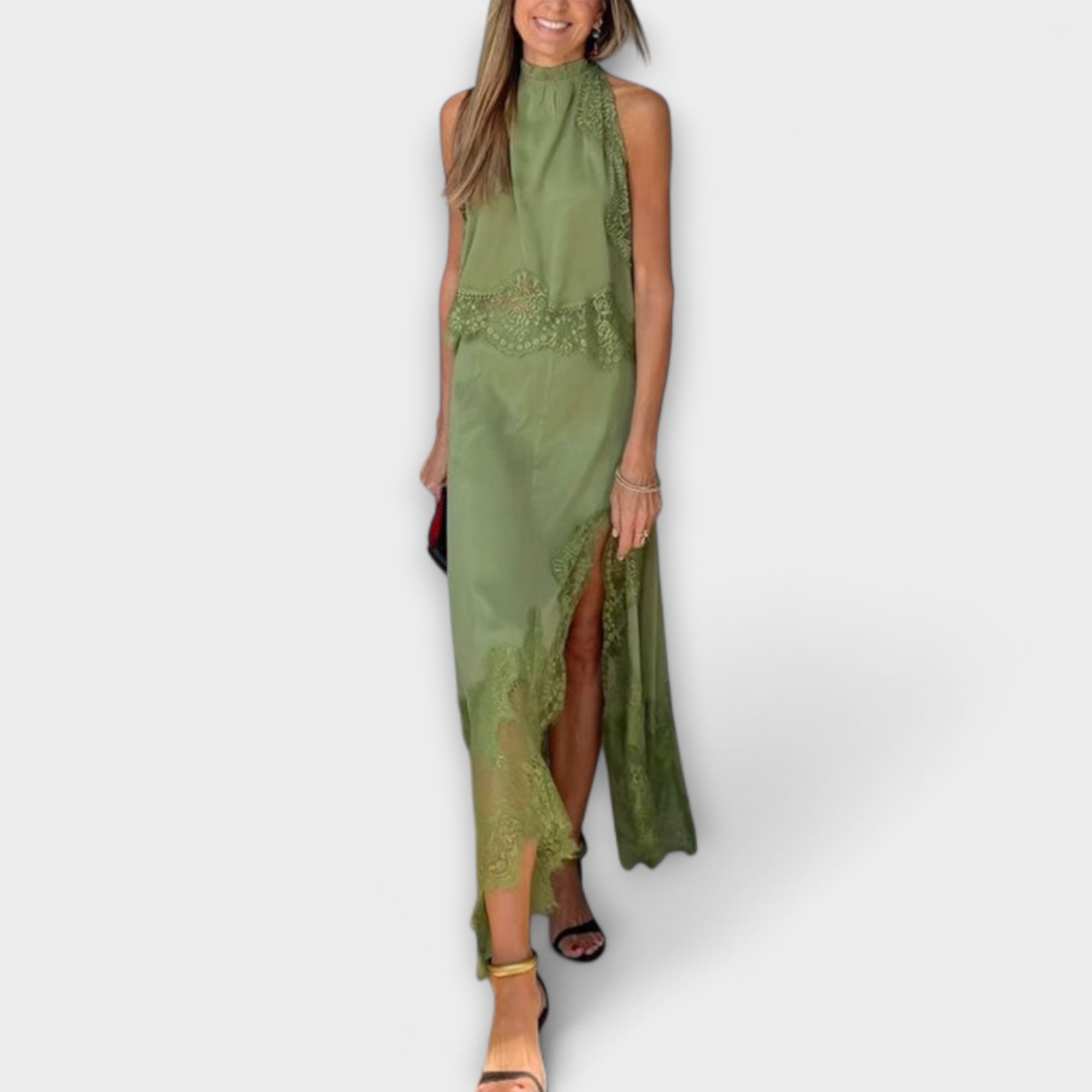 Kaia - Satijnen blouse met kant en geplooide halslijn in set
