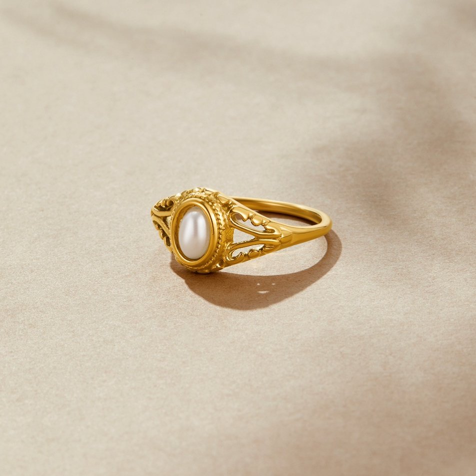 Vintage Royale Ring met Parel